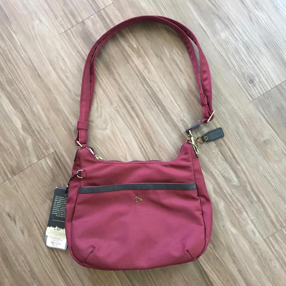 Travelon anti-theft crossbody bag